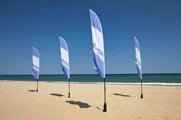 custom printed beach flags